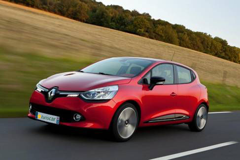 RENAULT CLIO LIMITED.jpg